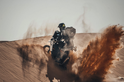 WATCH NOW - Desert Photographer Bastian Brüsecke Puts His Boblbee Gear To The Ultimate Test